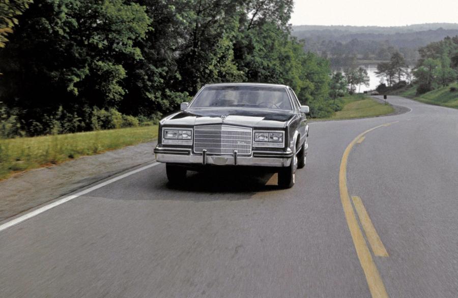  Cadillac Eldorado Biarritz 1984 года  (фото 3 из 5)